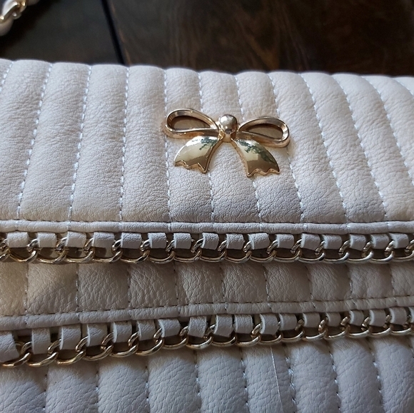 Beautiful supple crossbody/clutch bag/hanging - Picture 9 of 13